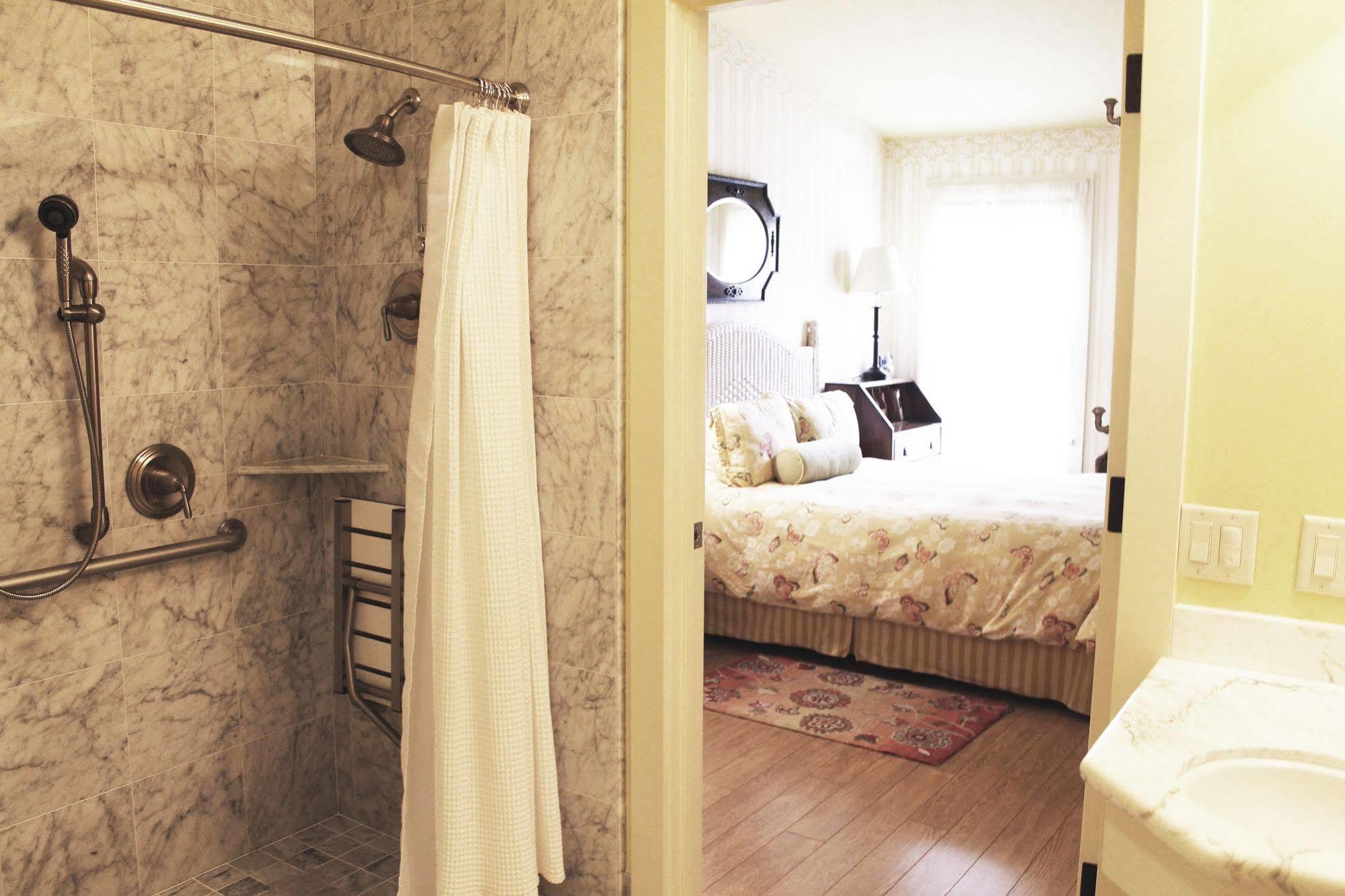 Gosby House Inn, A Four Sisters Inn แปซิฟิกโกรฟ ภายนอก รูปภาพ
